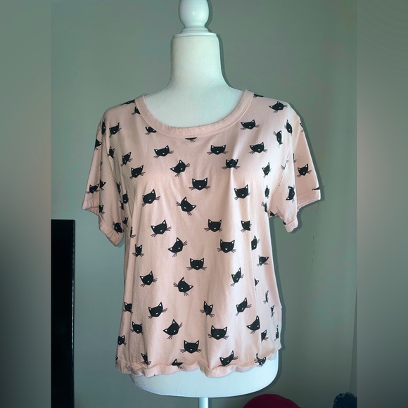 (DONATED)Halloween Cat shirt - Picture 1 of 5